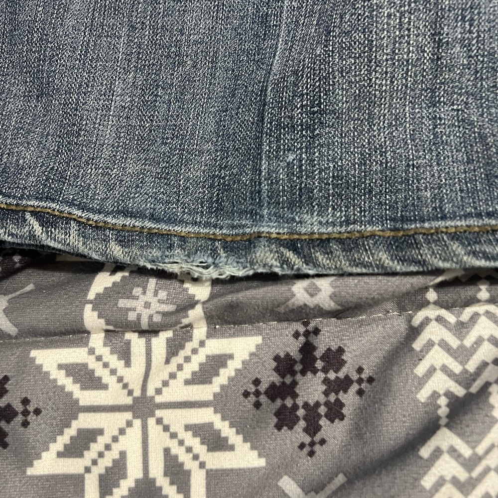 Wrangler Women's Straight Leg Blue Jeans - Picture 9 of 9